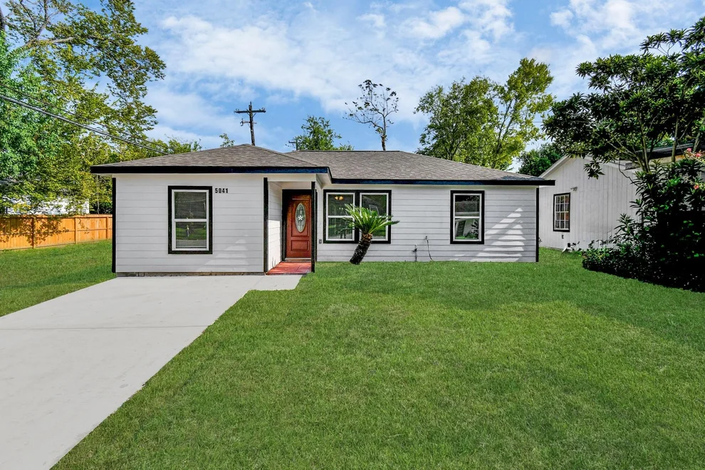 Unit for sale at 5041 Southwind Street, Houston, TX 77033