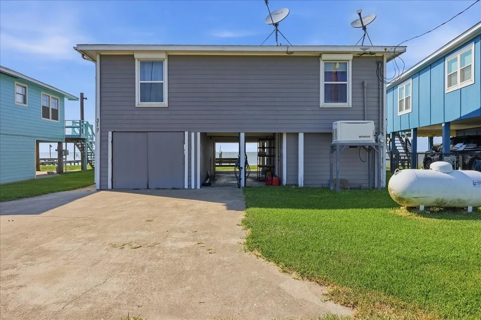 Unit for sale at 217 Captains Road, Anahuac, TX 77514
