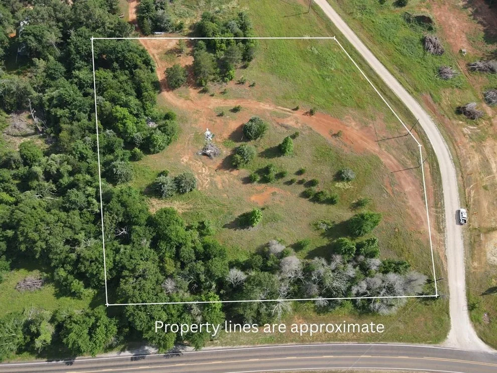 Unit for sale at 856 Fm-977 E, Leona, TX 75850