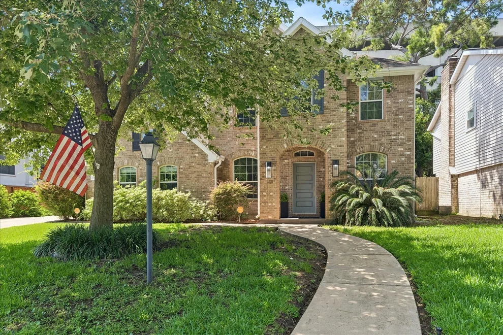 Unit for sale at 14855 Perthshire Road, Houston, TX 77079