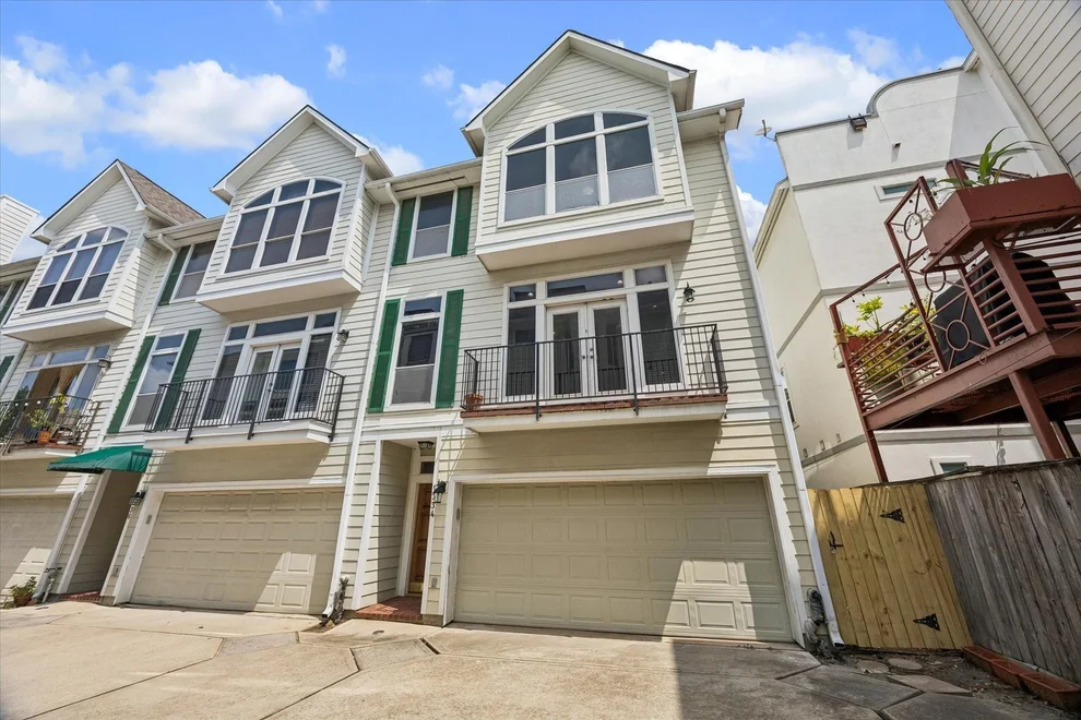 Unit for sale at 1334 Fairview Avenue, Houston, TX 77006