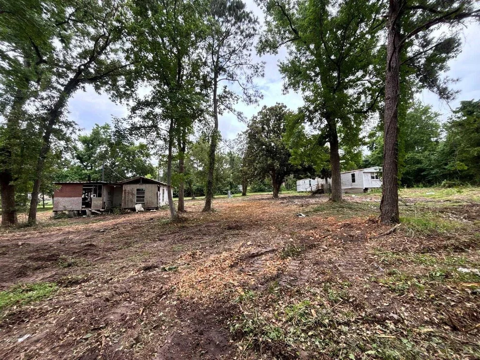 Unit for sale at 19875 Ava Lane, Montgomery, TX 77316