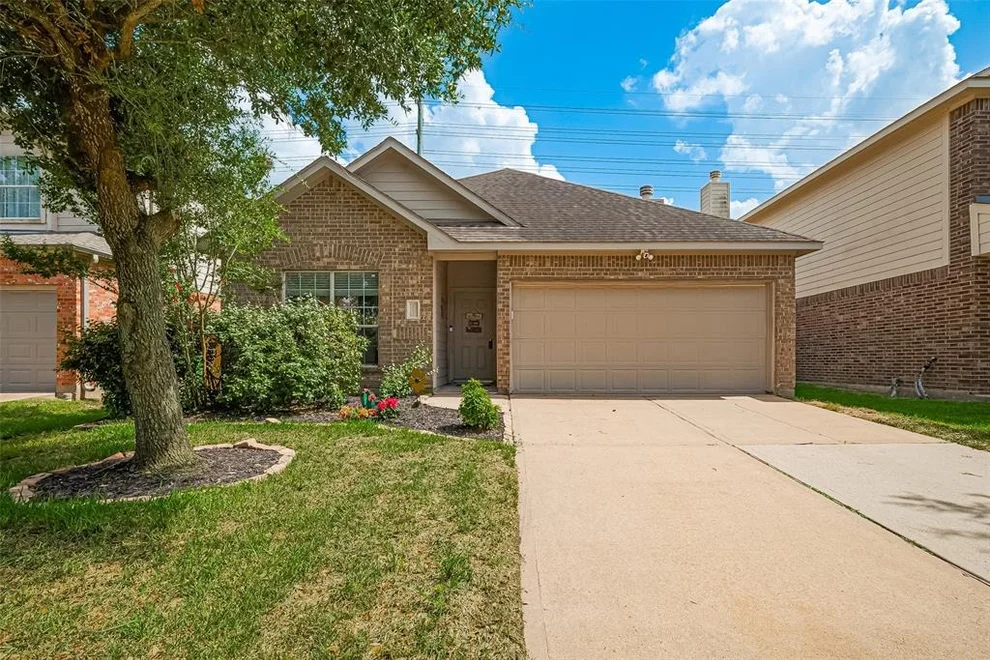 Unit for sale at 26431 Richwood Oaks Drive, Katy, TX 77494