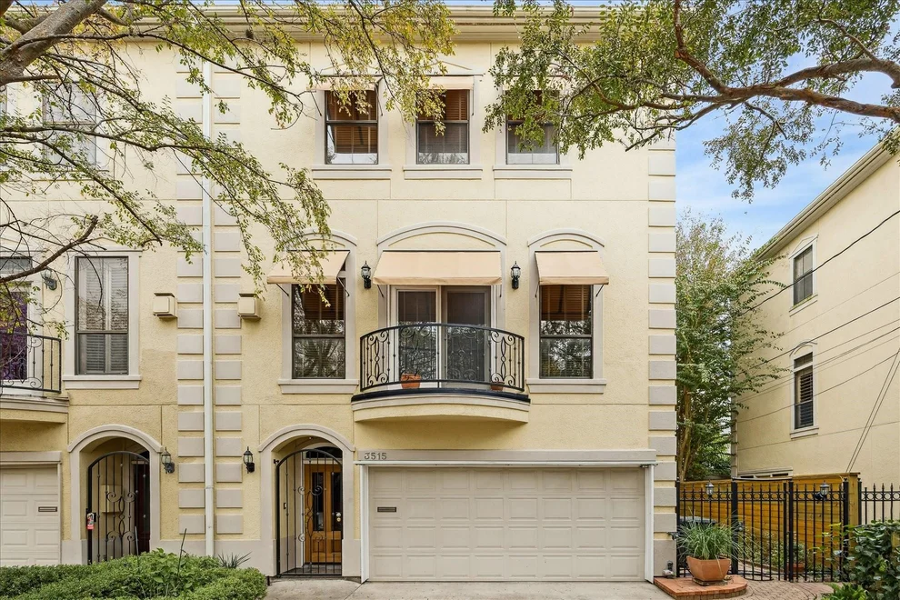 Unit for sale at 3515 Yupon Street, Houston, TX 77006