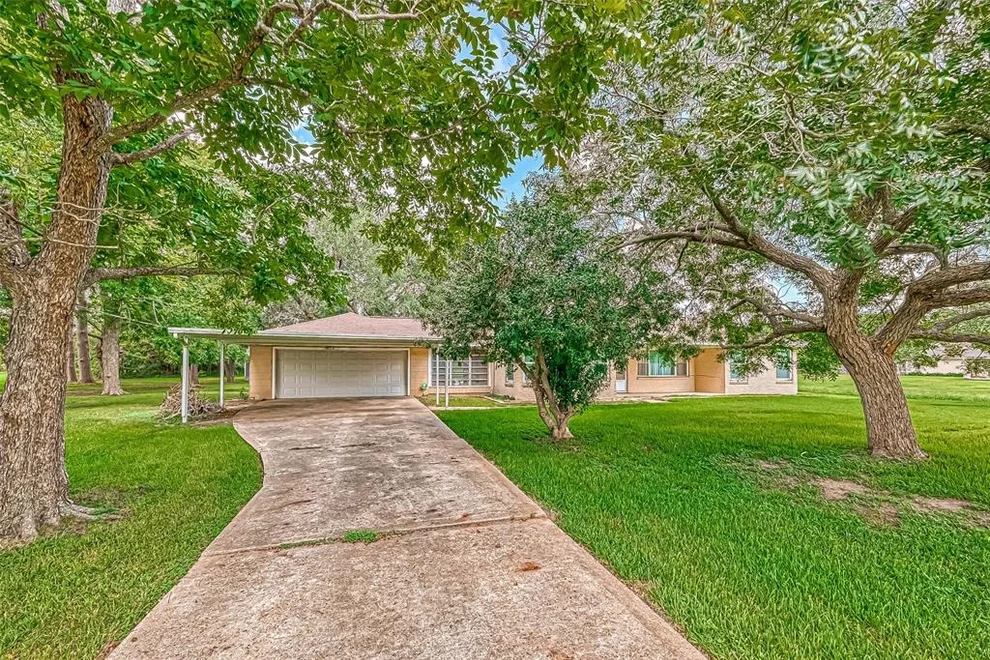 Unit for sale at 8713 Wayfarer Lane, Houston, TX 77075