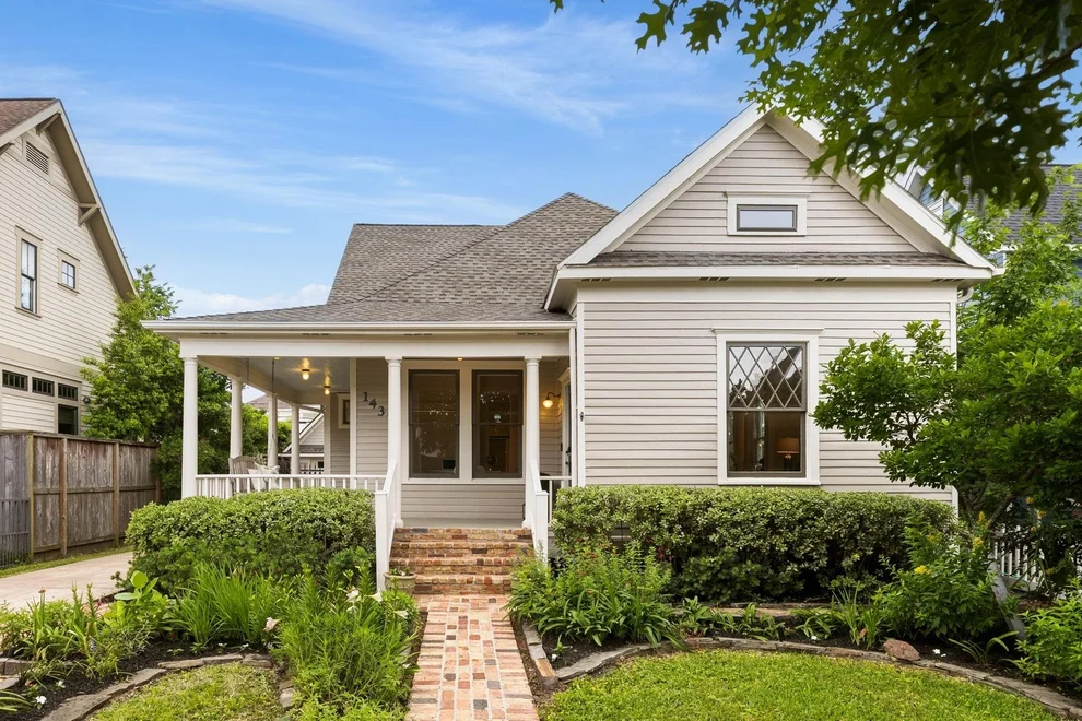 Unit for sale at 1437 Cortlandt Street, Houston, TX 77008