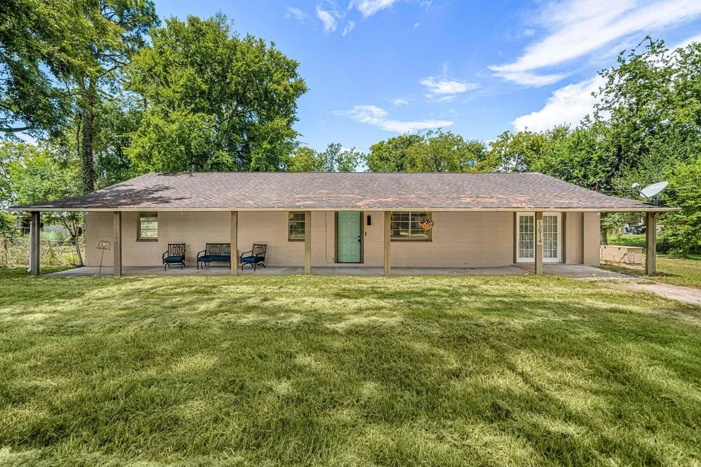Unit for sale at 12914 Manor Drive, Brookside, TX 77581
