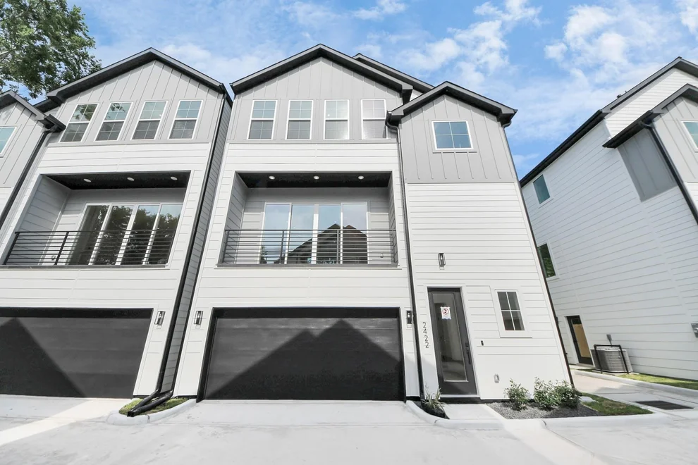 Unit for sale at 2422 Harrington Street, Houston, TX 77026