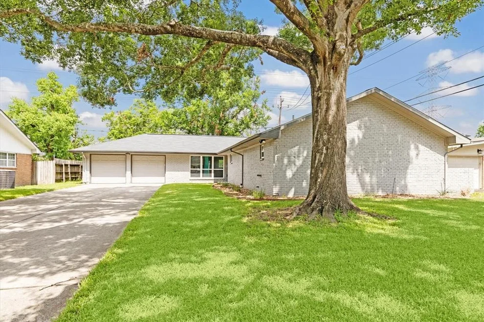 Unit for sale at 9723 Greenwillow Street, Houston, TX 77096