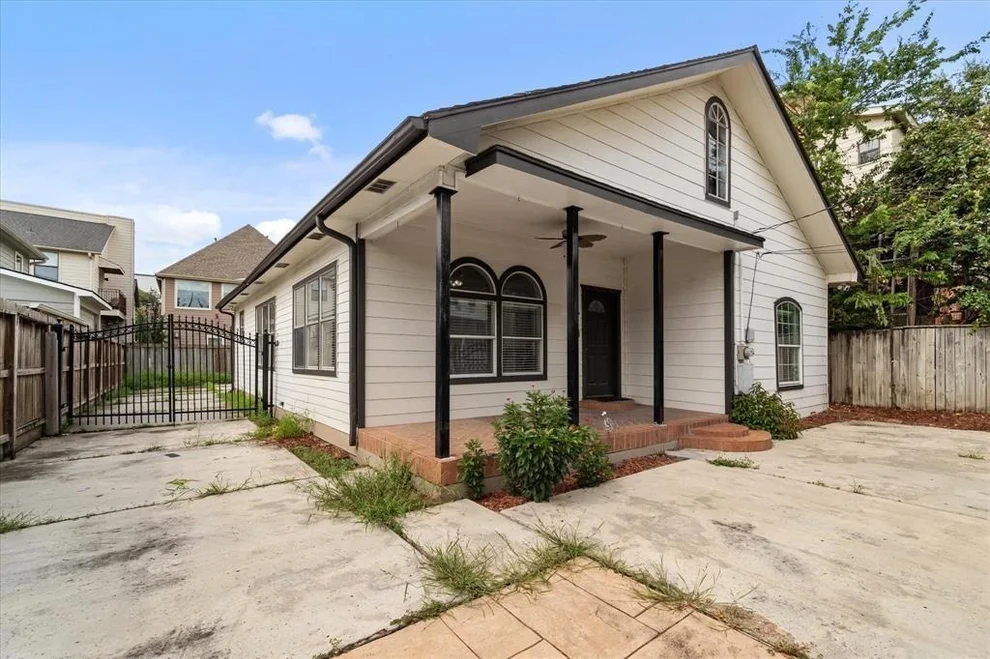 Unit for sale at 4416 Spencer Street, Houston, TX 77007