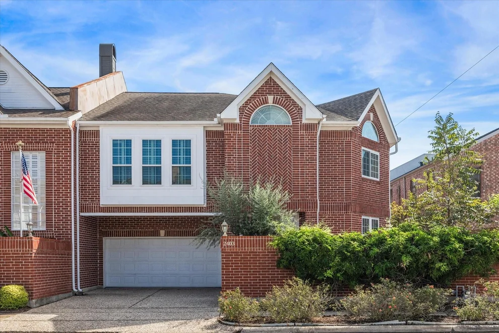 Unit for sale at 2403 Potomac Drive, Houston, TX 77057