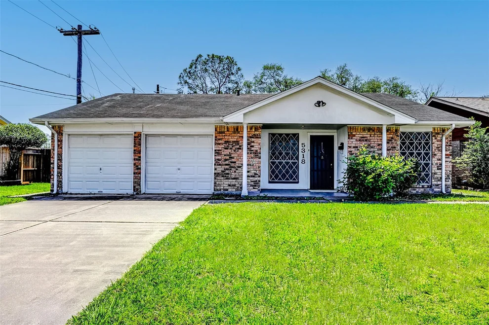 Unit for sale at 5318 Botany Lane, Houston, TX 77048