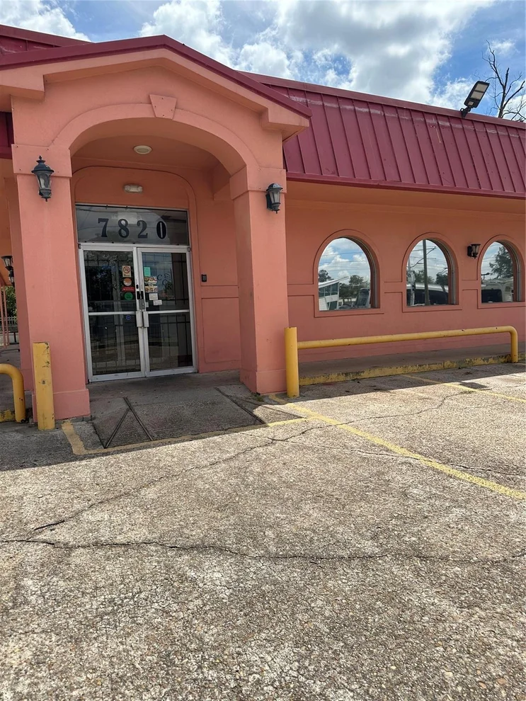 Unit for sale at 7820 Fulton Street, Houston, TX 77022