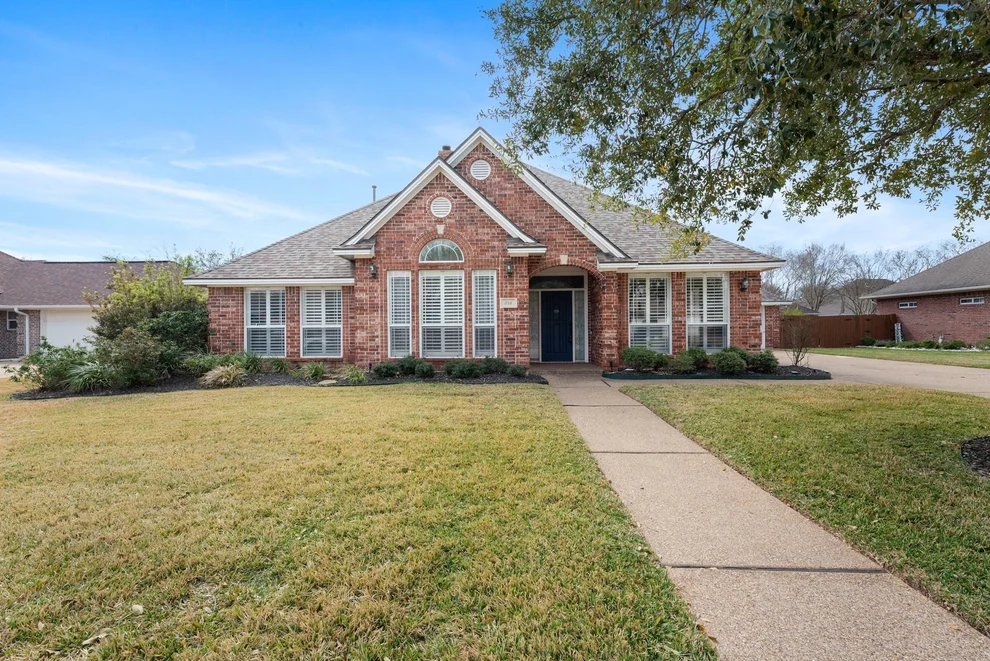 Unit for sale at 814 Royal Adelade Drive, College Station, TX 77845