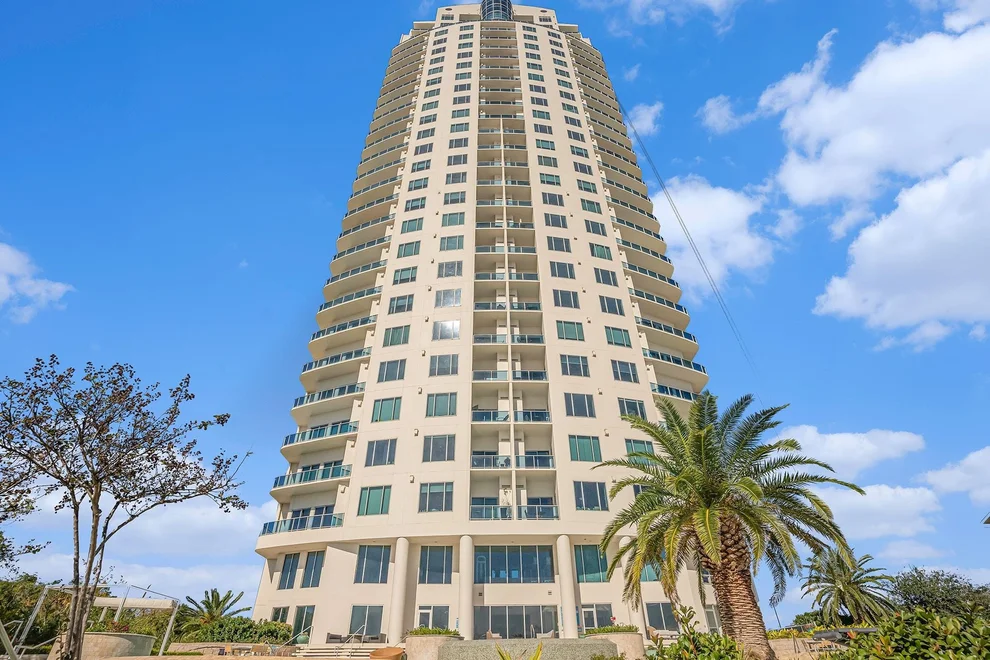 Unit for sale at 4821 Nasa Parkway, Seabrook, TX 77586