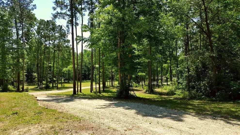 Unit for sale at 4841 Us-190, Point Blank, TX 77364