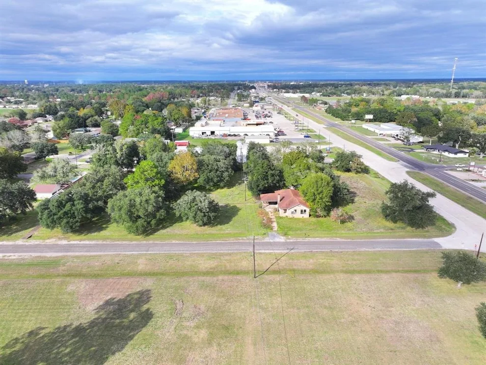 Unit for sale at 112 Mcbride Street, Winnie, TX 77665