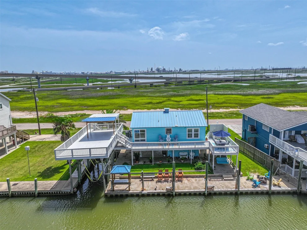 Unit for sale at 34 Tarpon Lane, Freeport, TX 77541