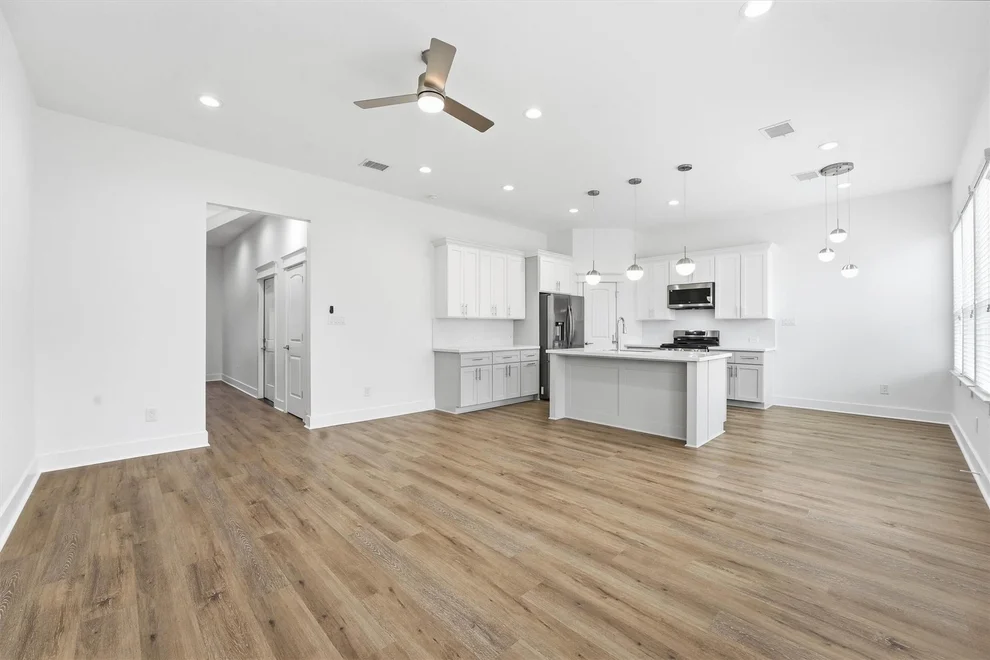 Unit for sale at 2825 De Soto Street, Houston, TX 77091