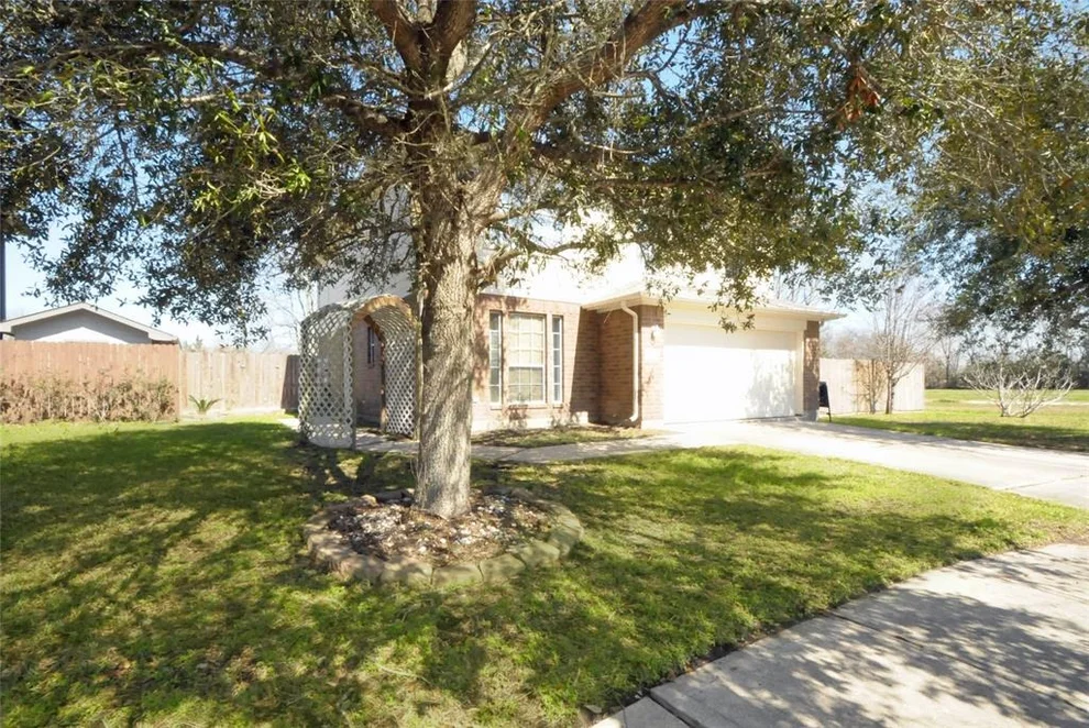 Unit for sale at 4602 Mi Estado Court, Houston, TX 77045