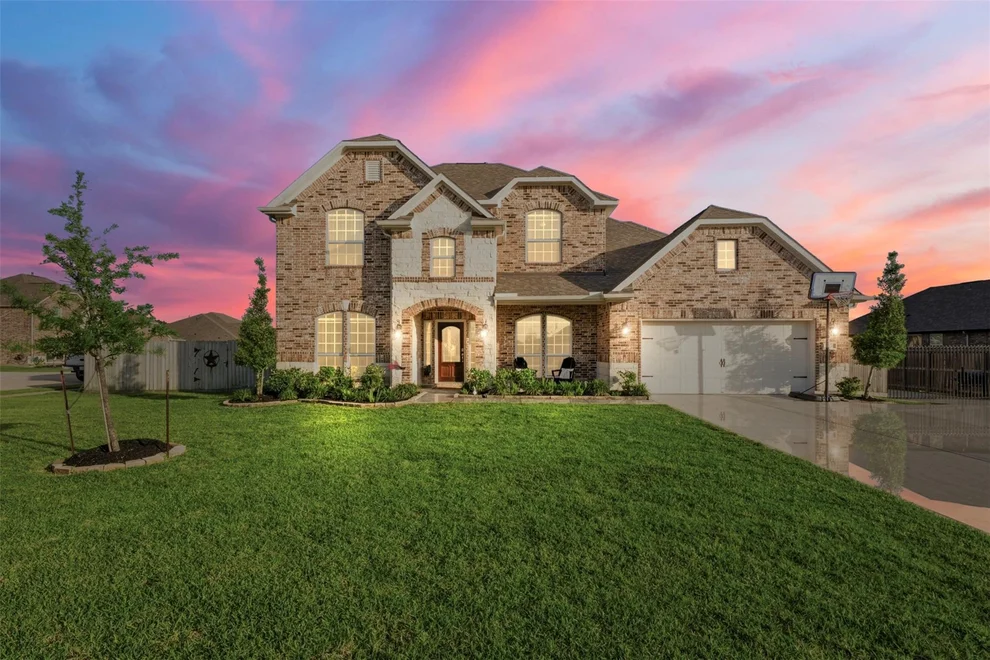 Unit for sale at 15206 Icet Creek Avenue, Mont Belvieu, TX 77523