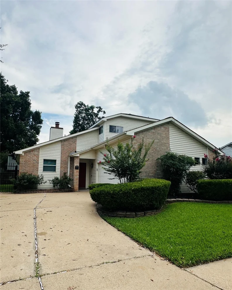 Unit for sale at 3615 Palm Grove Drive, Missouri City, TX 77459