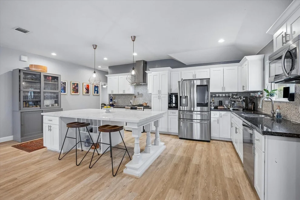 Unit for sale at 1310 Elliston Street, Houston, TX 77023