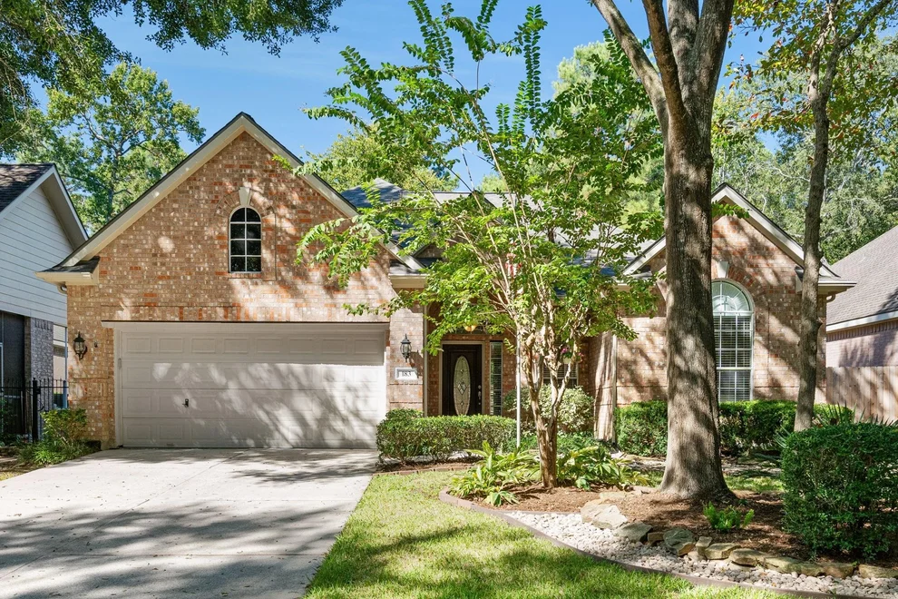 Unit for sale at 183 Victoria Glen Drive, The Woodlands, TX 77384