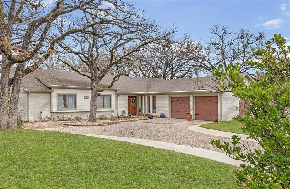 Unit for sale at 2407 Quail Hollow Drive, Bryan, TX 77802