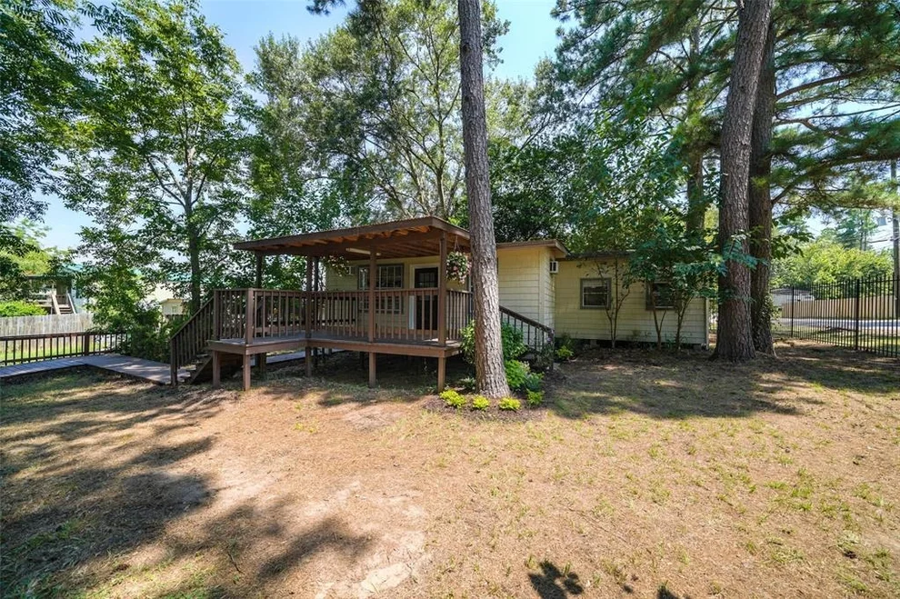 Unit for sale at 9655 Warm Spring, Willis, TX 77318