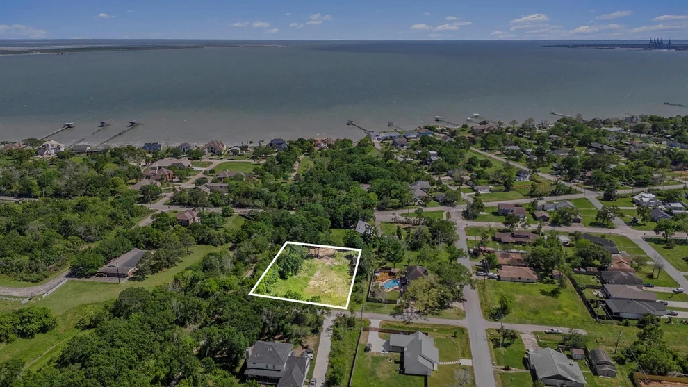 Unit for sale at 508 Donaldson Street, La Porte, TX 77571