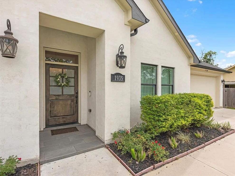 Unit for sale at 1935 Pasadena Street, Houston, TX 77023