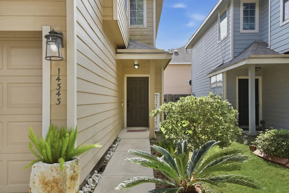 Unit for sale at 14343 Mirkwood Lane, Houston, TX 77014