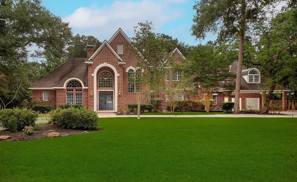 Unit for sale at 25 Red Sable Point, The Woodlands, TX 77380