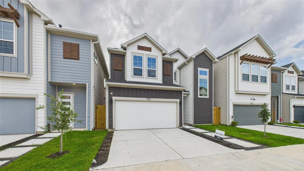 Unit for sale at 5815 Highland Sky Lane, Houston, TX 77091
