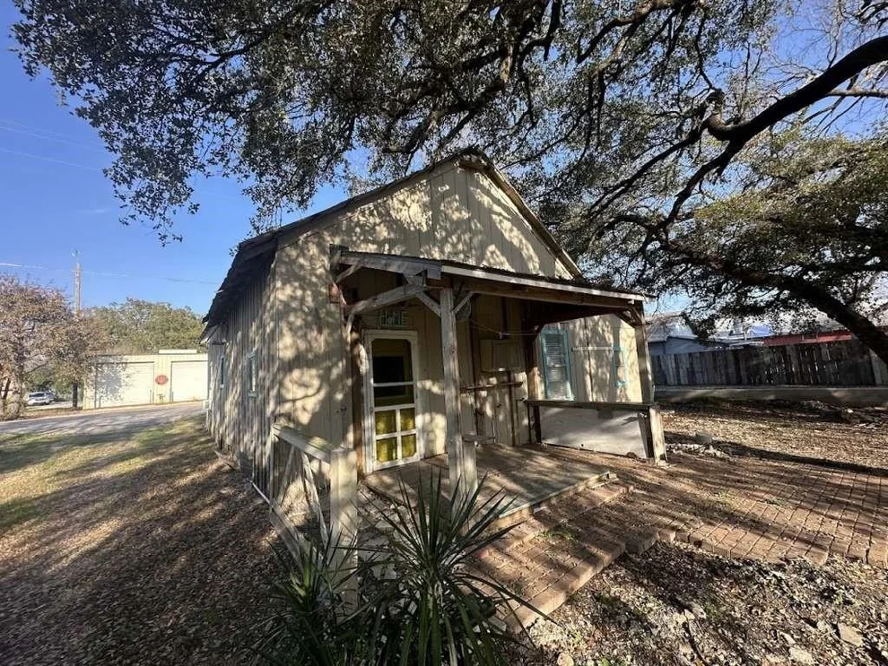 Unit for sale at 9830 Fm 621, Martindale, TX 78655