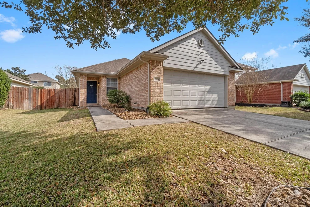 Unit for sale at 1409 Natural Pine Trail, Conroe, TX 77301