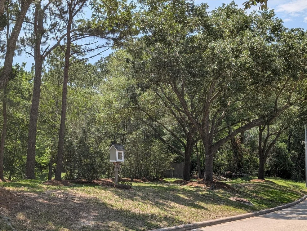 Unit for sale at 16103 Wimbledon Forest Drive, Spring, TX 77379