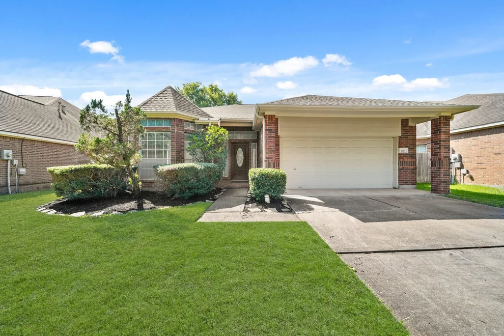 Unit for sale at 1114 Foxland Chase Street, Sugar Land, TX 77479