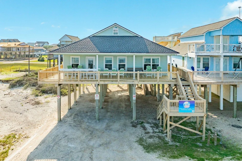 Unit for sale at 13111 Gulf Beach Drive, Freeport, TX 77541