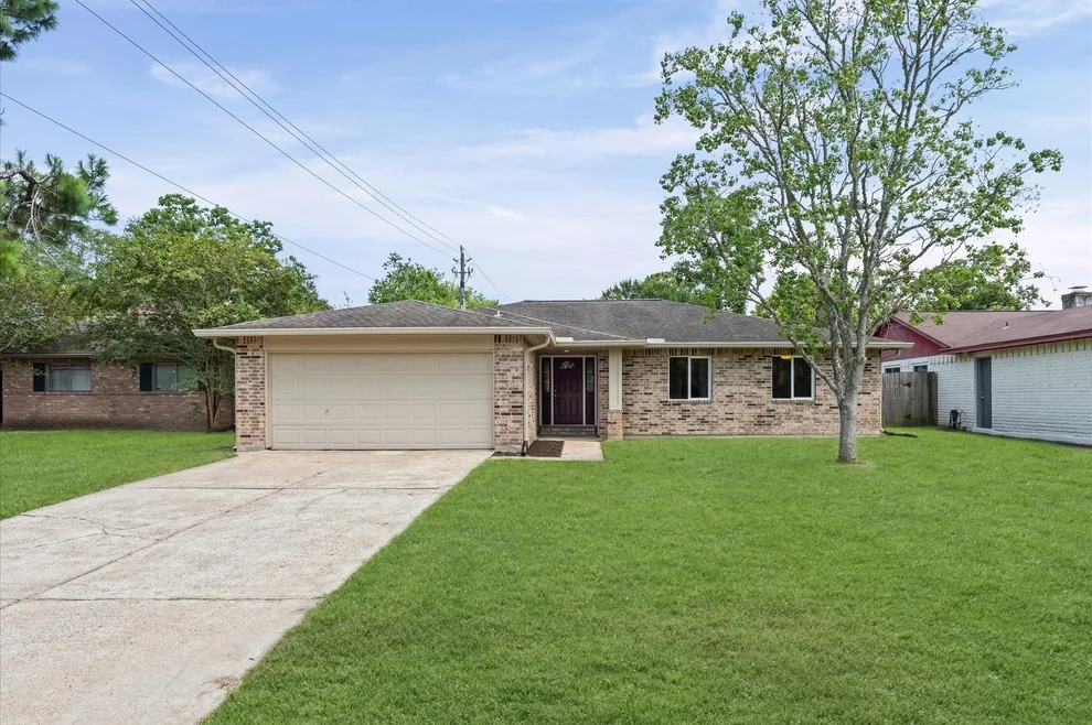 Unit for sale at 4339 Saffron Lane, Friendswood, TX 77546