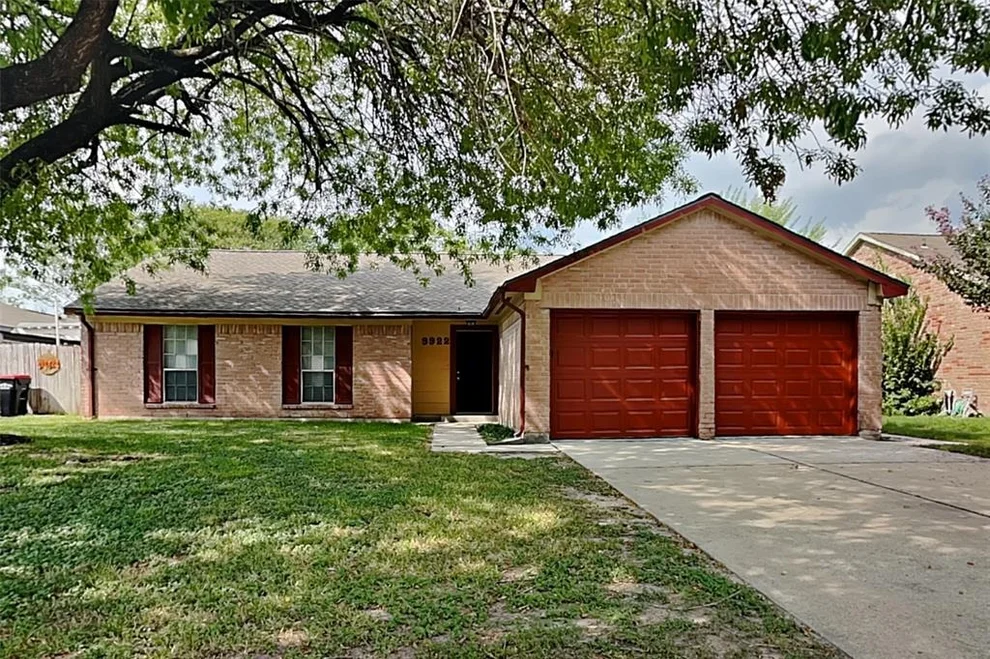 Unit for sale at 9922 Golden Sunshine Drive, Houston, TX 77064