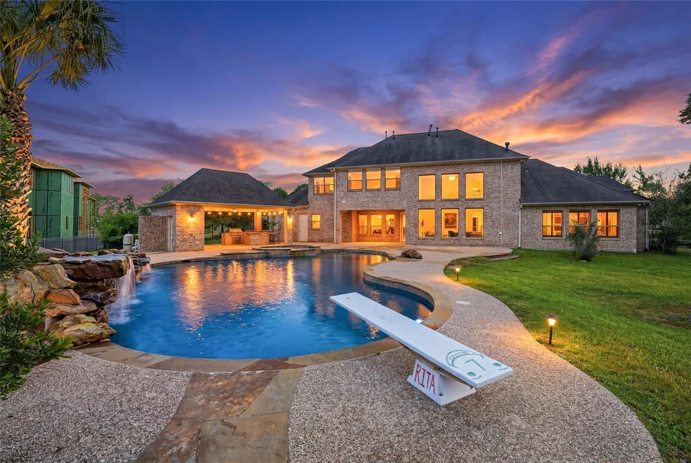 Unit for sale at 8802 Saxonwood Court, Richmond, TX 77469