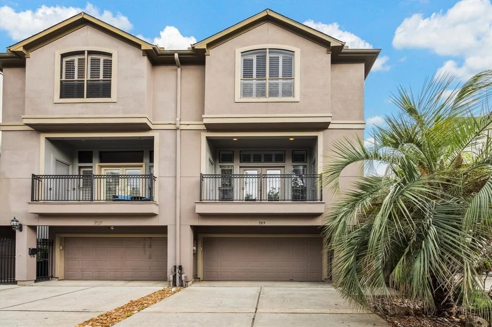 Unit for sale at 709 Lester Street, Houston, TX 77007