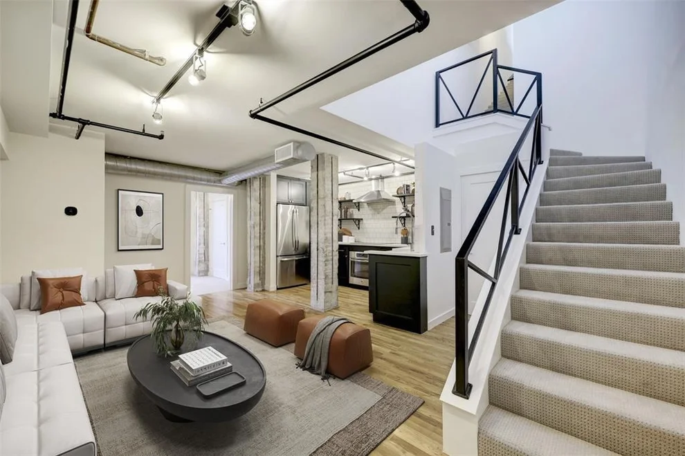 Unit for sale at 917 Main Street, Houston, TX 77002
