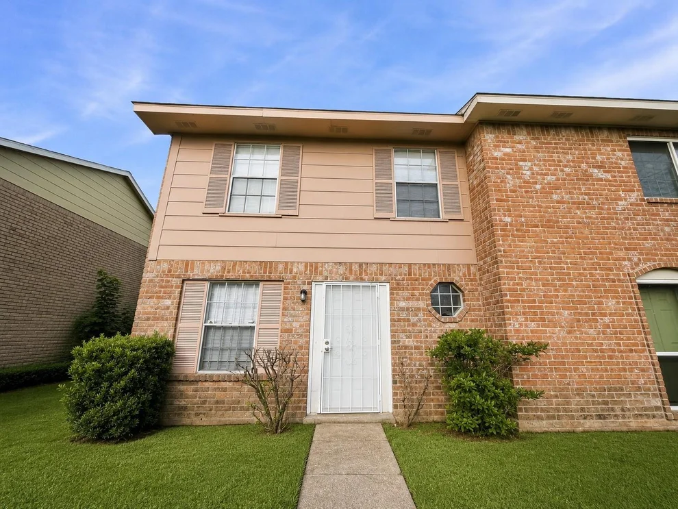 Unit for sale at 7283 Chasewood Drive, Houston, TX 77489