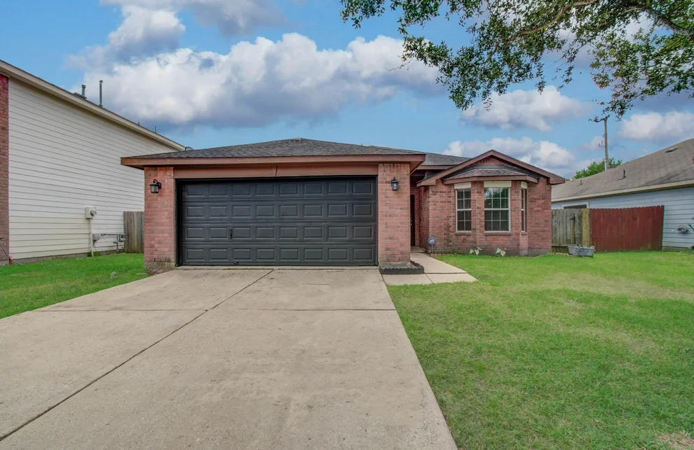 Unit for sale at 3910 Ridge Canyon Road, Baytown, TX 77521