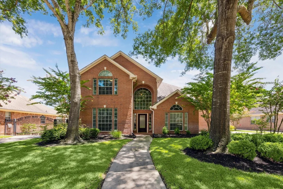 Unit for sale at 13506 Tallow Glen Lane, Cypress, TX 77429