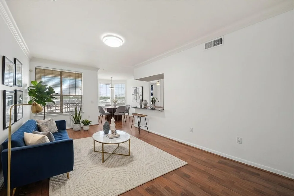 Unit for sale at 7575 Kirby Drive, Houston, TX 77030