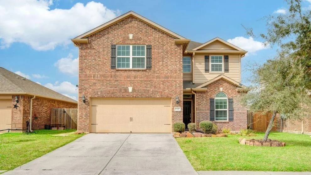 Unit for sale at 9430 Grand Spark Drive, Rosharon, TX 77583